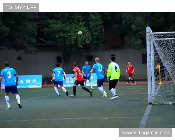 资格赛第二轮进行中:多场中外对决上演 资格赛第二轮进行中:多场中外对决上演