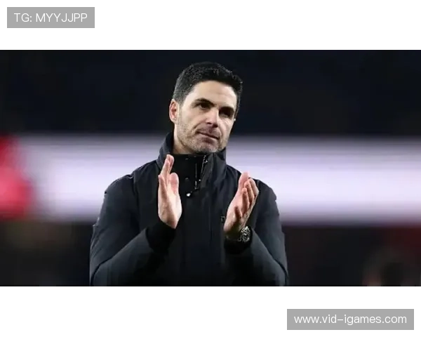 阿贾克斯推动津琴科租借事宜,球员周二体检 阿贾克斯推动津琴科租借事宜,球员周二体检